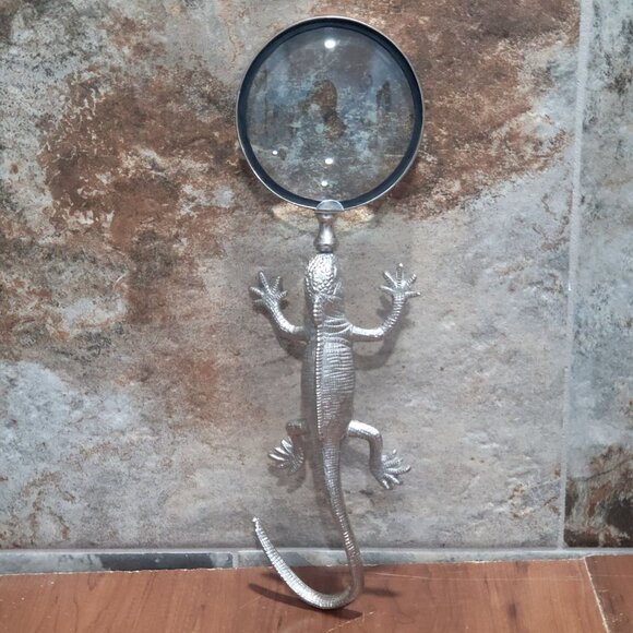 Vintage Lizard Handle Magnifying Glass Metal Aluminum - Picture 1 of 10